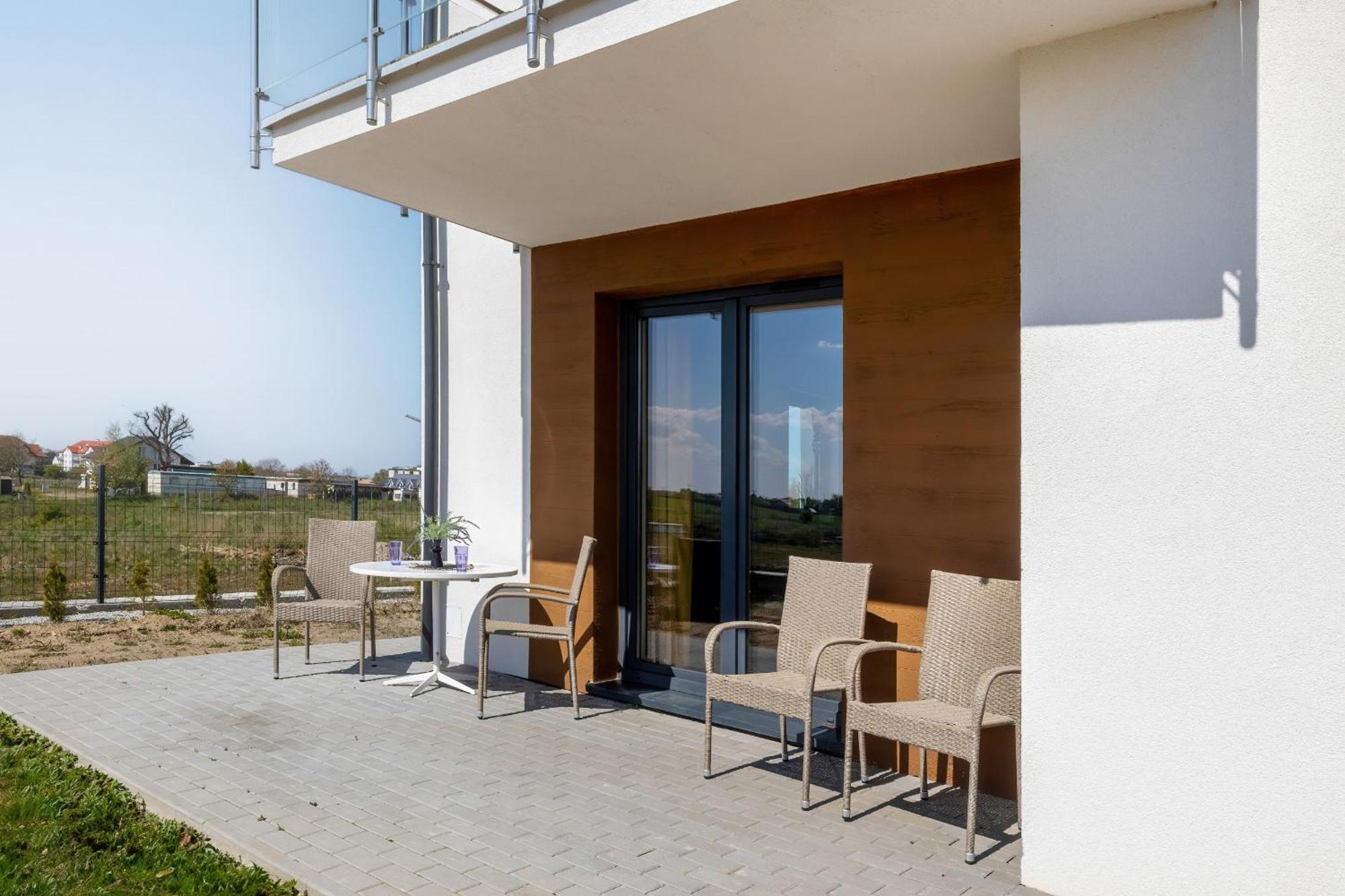 Nadmorski Apartament Z Parkingiem W Ustroniu Morskim By Noclegi Renters Устроне-Морске Экстерьер фото
